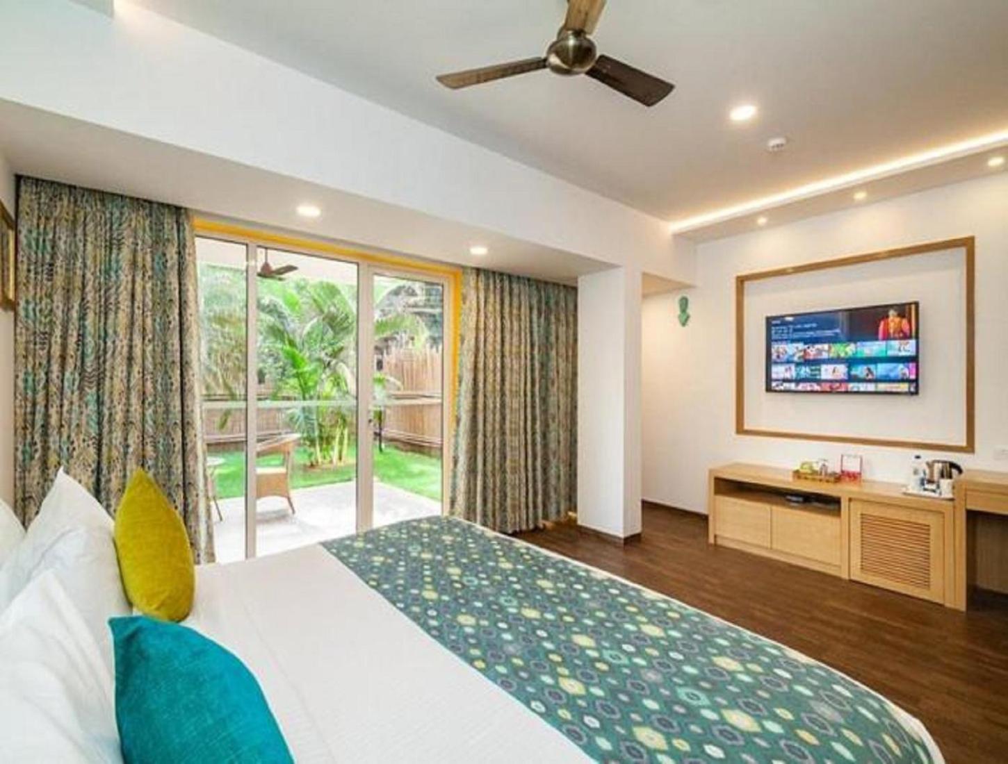 Hotel Linda Suites Near International Airport By La Casa ニューデリー エクステリア 写真