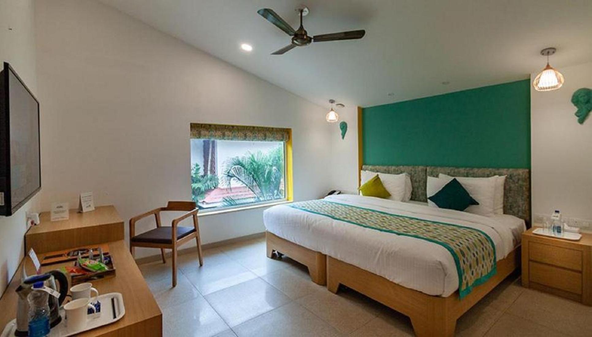 Hotel Linda Suites Near International Airport By La Casa ニューデリー エクステリア 写真
