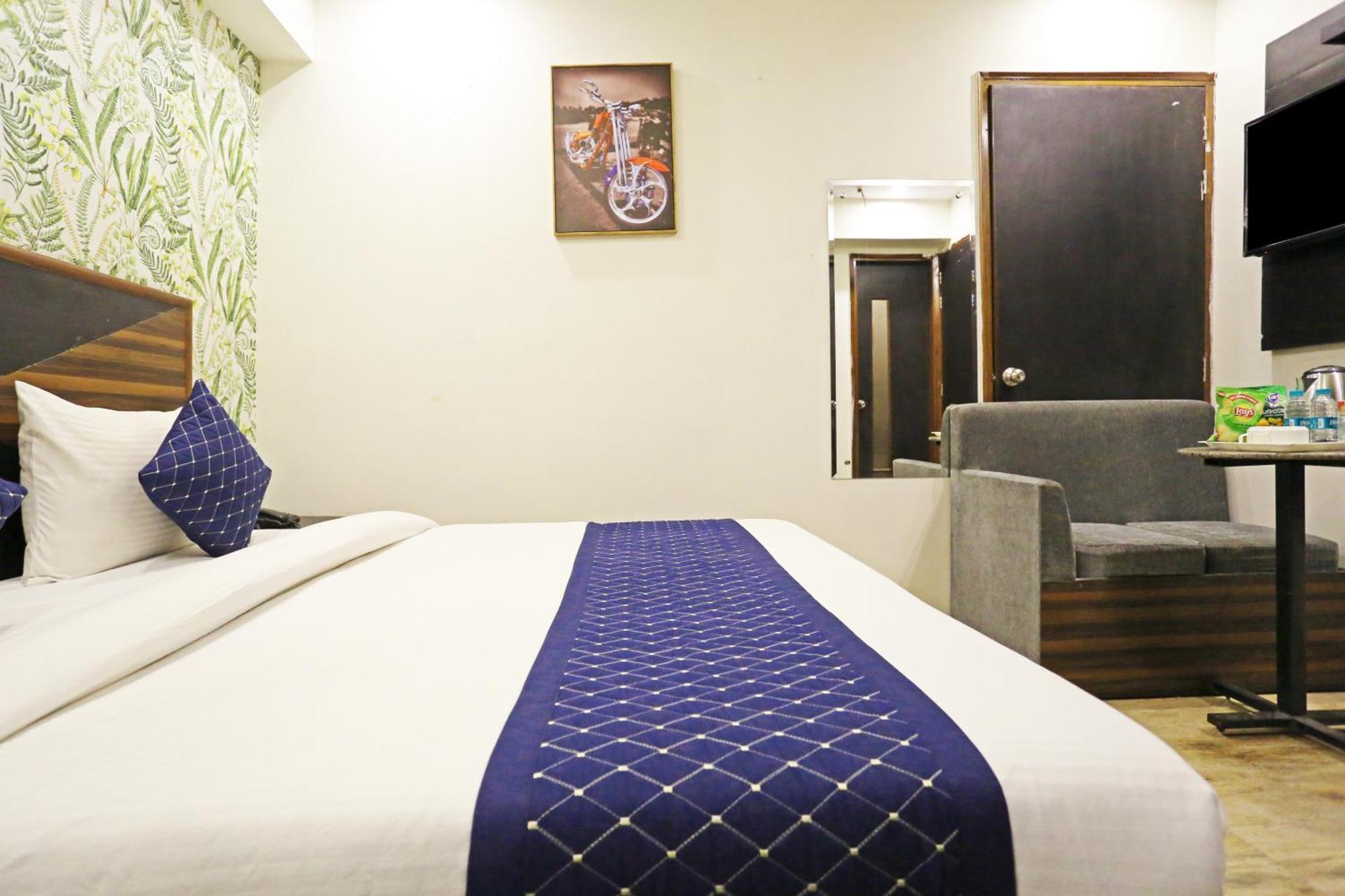 Hotel Linda Suites Near International Airport By La Casa ニューデリー エクステリア 写真